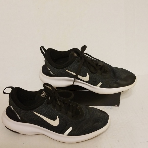 size 8 wide womens shoes